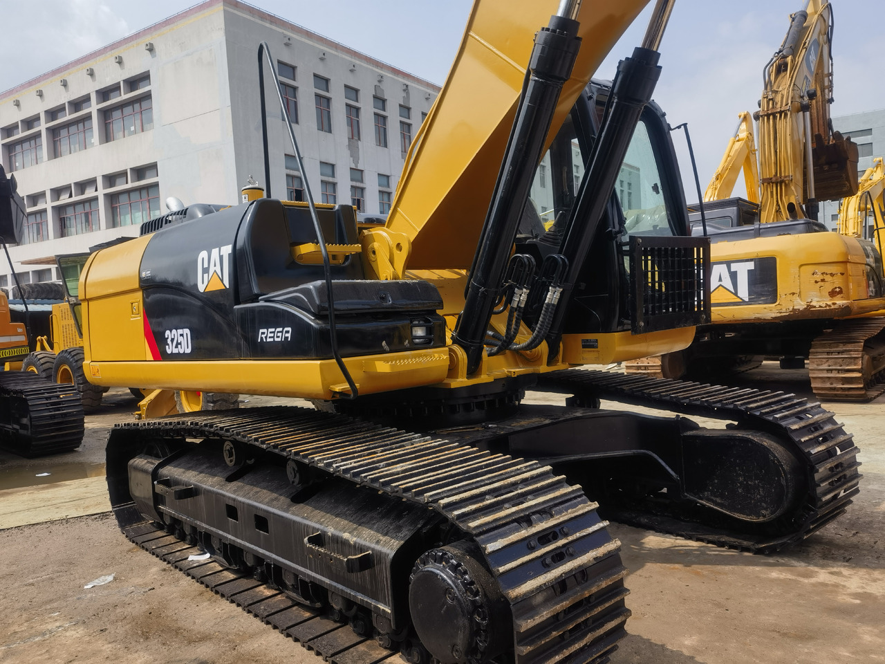 CATERPILLAR CAT 325D Excavator - Lintekskavaator: pilt 4 CATERPILLAR CAT 325D Excavator - Lintekskavaator: pilt 4