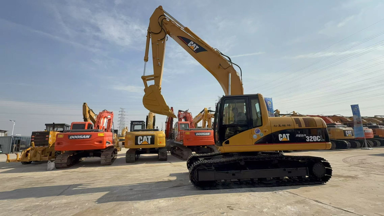 Lintekskavaator Cat 320cl excavator: pilt 6