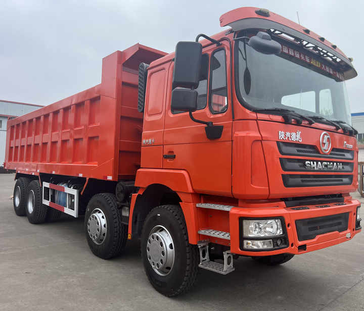 Chinese New or Used Dumper Tipper Dump Truck Used Shacman F3000 8X4 Dump Truck for Sale - Kallurauto: pilt 2 Chinese New or Used Dumper Tipper Dump Truck Used Shacman F3000 8X4 Dump Truck for Sale - Kallurauto: pilt 2