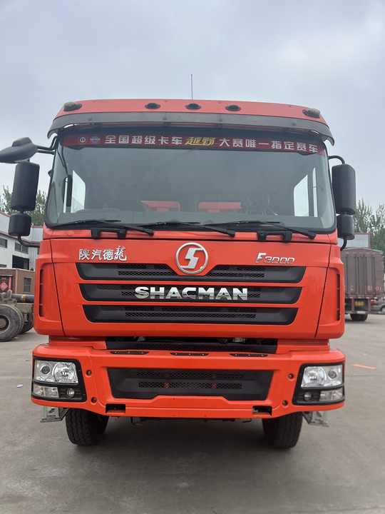 Chinese New or Used Dumper Tipper Dump Truck Used Shacman F3000 8X4 Dump Truck for Sale - Kallurauto: pilt 3 Chinese New or Used Dumper Tipper Dump Truck Used Shacman F3000 8X4 Dump Truck for Sale - Kallurauto: pilt 3