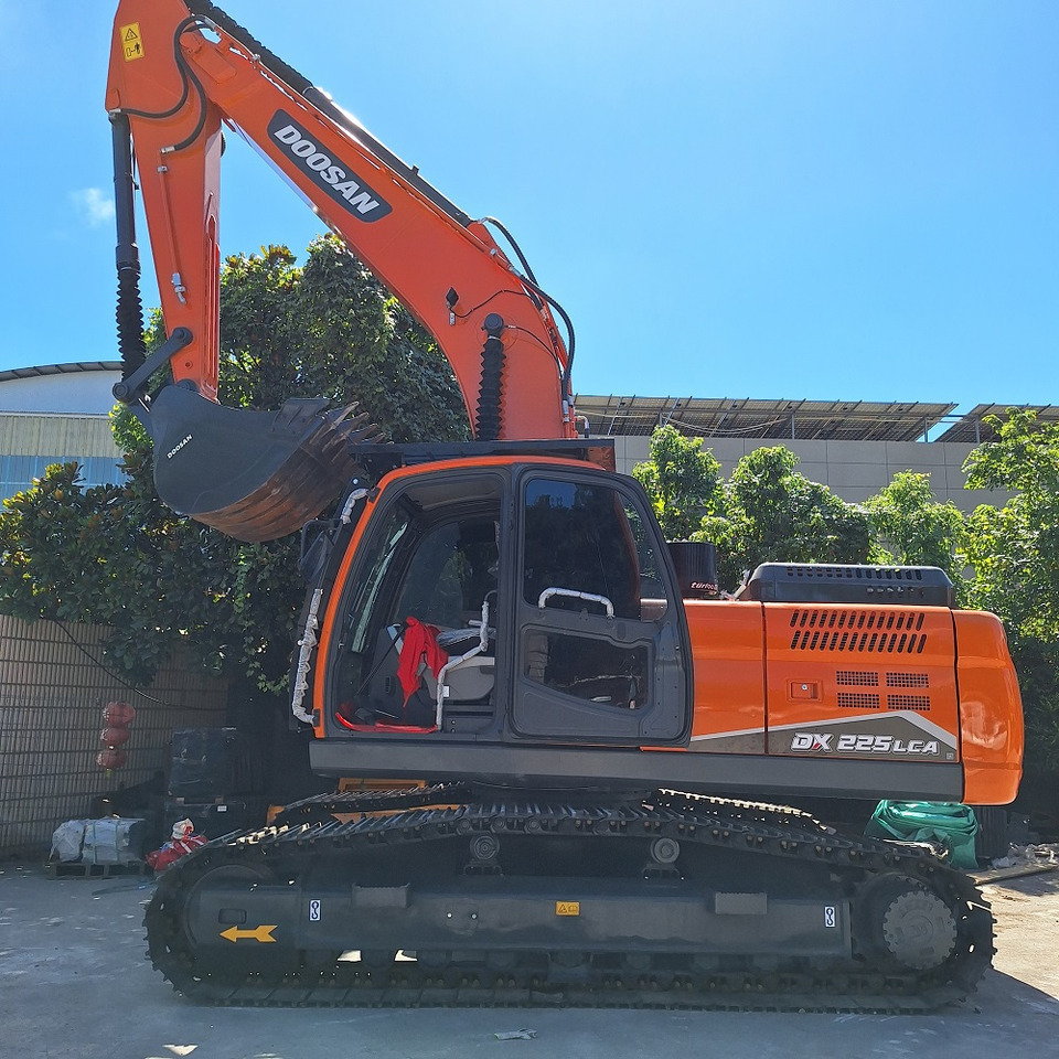 Doosan Dx225LCA Crawler Excavator - Lintekskavaator: pilt 2 Doosan Dx225LCA Crawler Excavator - Lintekskavaator: pilt 2