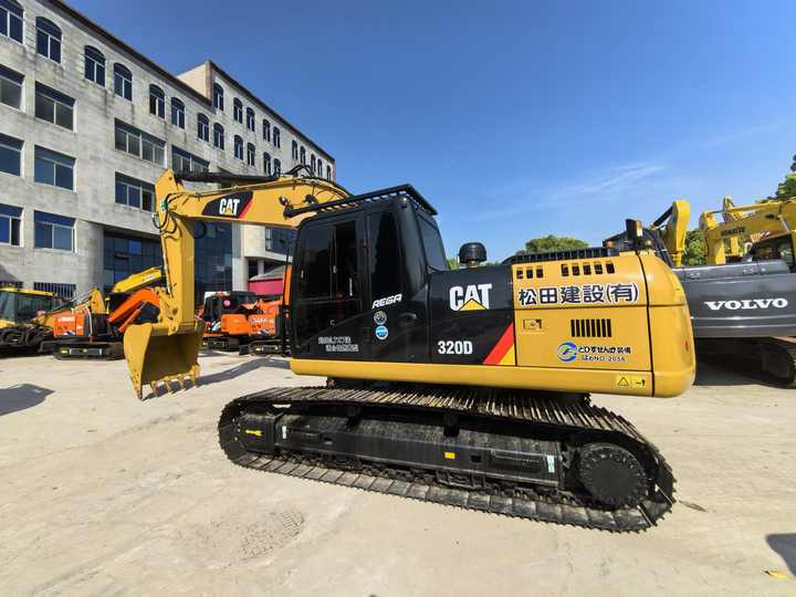Heavy-duty Equipment Japan Caterpillar second hand Hydraulic Cralwer Excavator 320d Cat Ton Machinery For Sale - Lintekskavaator: pilt 5 Heavy-duty Equipment Japan Caterpillar second hand Hydraulic Cralwer Excavator 320d Cat Ton Machinery For Sale - Lintekskavaator: pilt 5