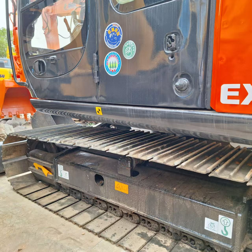Hitachi EX60 Excavator - Lintekskavaator: pilt 5 Hitachi EX60 Excavator - Lintekskavaator: pilt 5