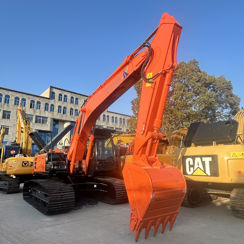 Hitachi ZX200-3 Excavator - Lintekskavaator: pilt 1 Hitachi ZX200-3 Excavator - Lintekskavaator: pilt 1