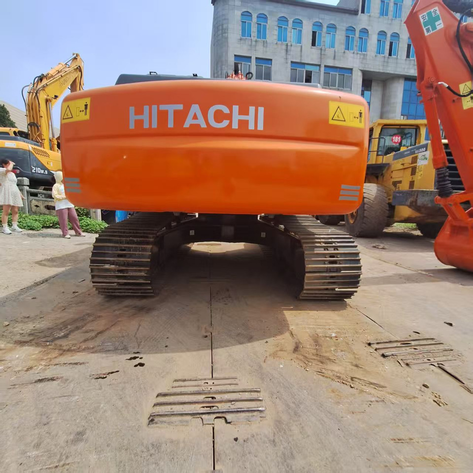 Hitachi ZX200 Excavator - Lintekskavaator: pilt 5 Hitachi ZX200 Excavator - Lintekskavaator: pilt 5