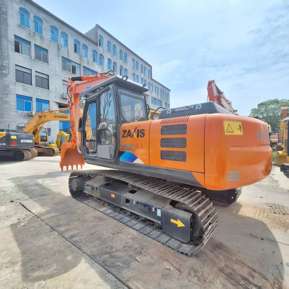 Hitachi ZX200 Excavator - Lintekskavaator: pilt 1 Hitachi ZX200 Excavator - Lintekskavaator: pilt 1