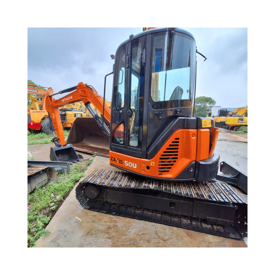 Hitachi ZX50 Excavator - Lintekskavaator: pilt 2 Hitachi ZX50 Excavator - Lintekskavaator: pilt 2