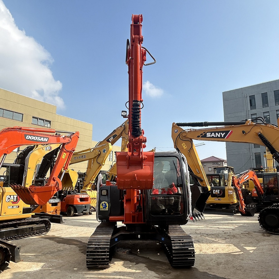 Hitachi ZX70 Excavator - Miniekskavaator: pilt 4 Hitachi ZX70 Excavator - Miniekskavaator: pilt 4