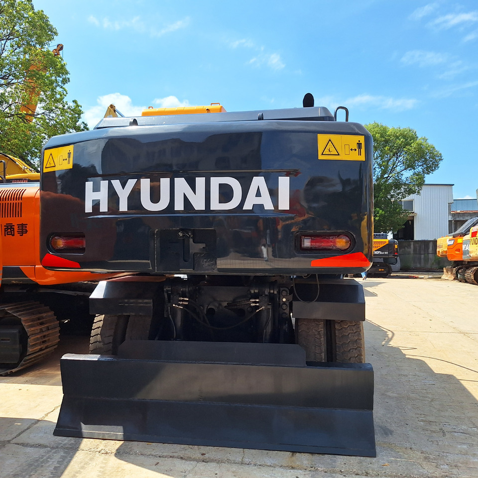 Hyundai 210w-9T wheel excavator - Ratastel ekskavaator: pilt 4 Hyundai 210w-9T wheel excavator - Ratastel ekskavaator: pilt 4