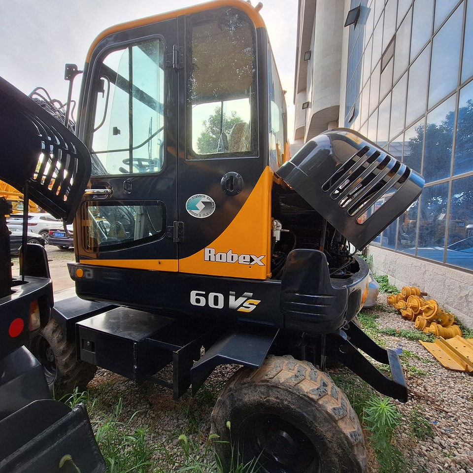 Hyundai 60vs excavator - Ratastel ekskavaator: pilt 2 Hyundai 60vs excavator - Ratastel ekskavaator: pilt 2