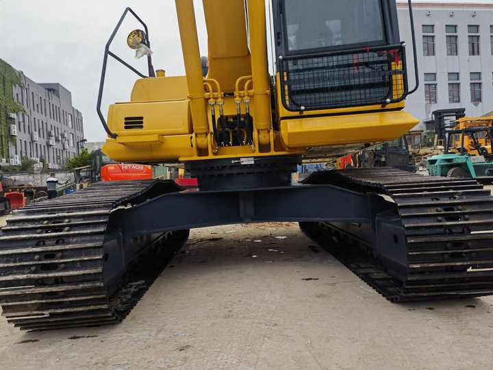 Komatsu PC 220-8 Excavator - Lintekskavaator: pilt 5 Komatsu PC 220-8 Excavator - Lintekskavaator: pilt 5