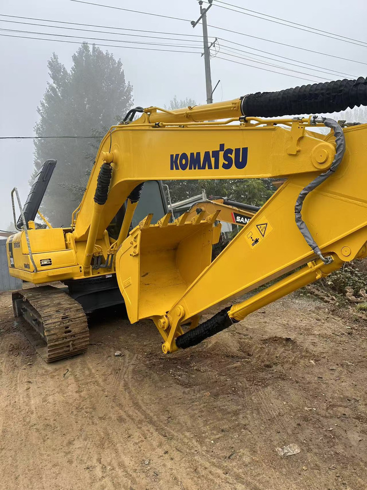 Komatsu PC200-7 excavator - Lintekskavaator: pilt 4 Komatsu PC200-7 excavator - Lintekskavaator: pilt 4
