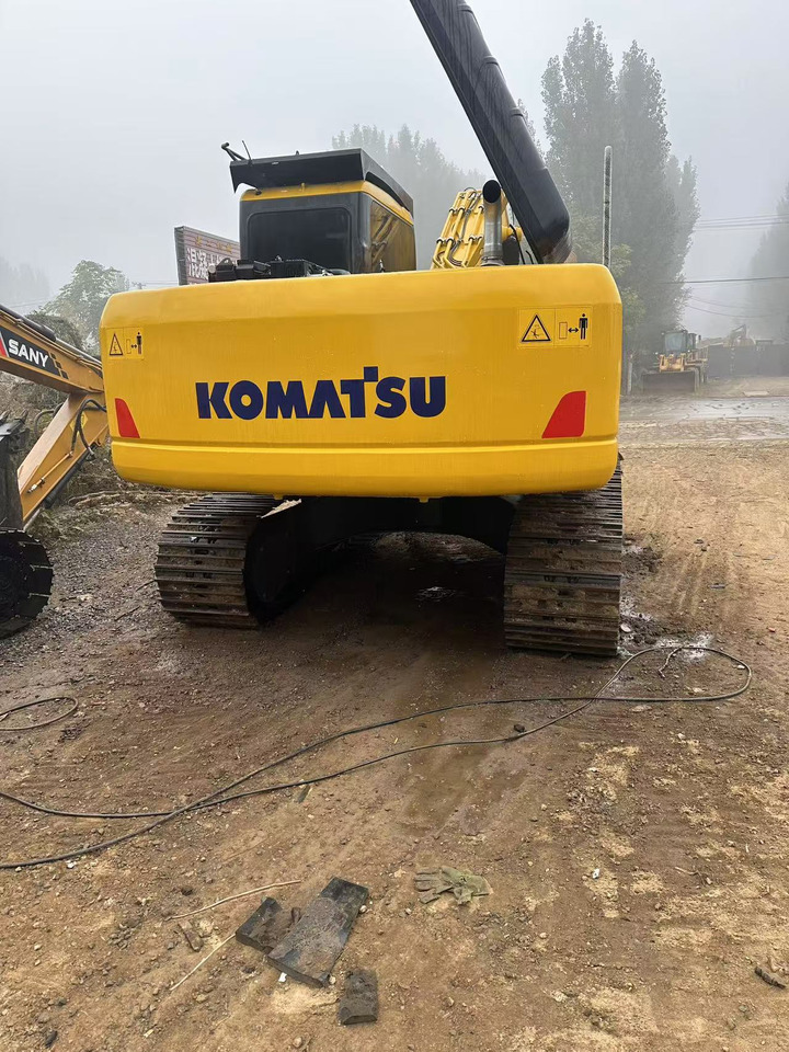 Komatsu PC200-7 excavator - Lintekskavaator: pilt 5 Komatsu PC200-7 excavator - Lintekskavaator: pilt 5