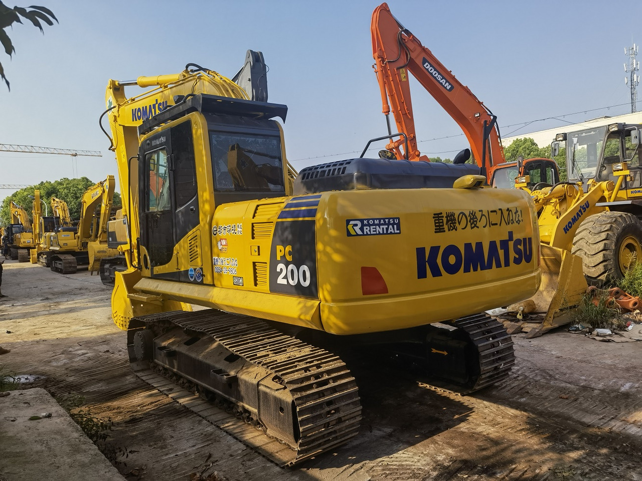 Komatsu PC200-8 Excavator - Lintekskavaator: pilt 3 Komatsu PC200-8 Excavator - Lintekskavaator: pilt 3