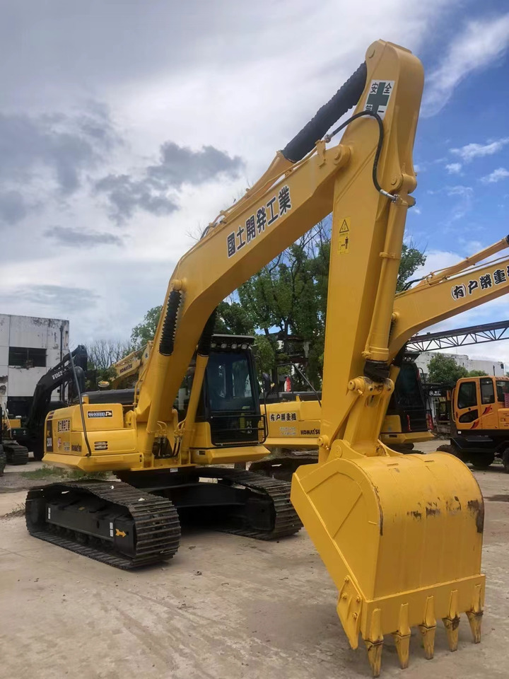 Komatsu PC200-8 Excavator - Lintekskavaator: pilt 3 Komatsu PC200-8 Excavator - Lintekskavaator: pilt 3