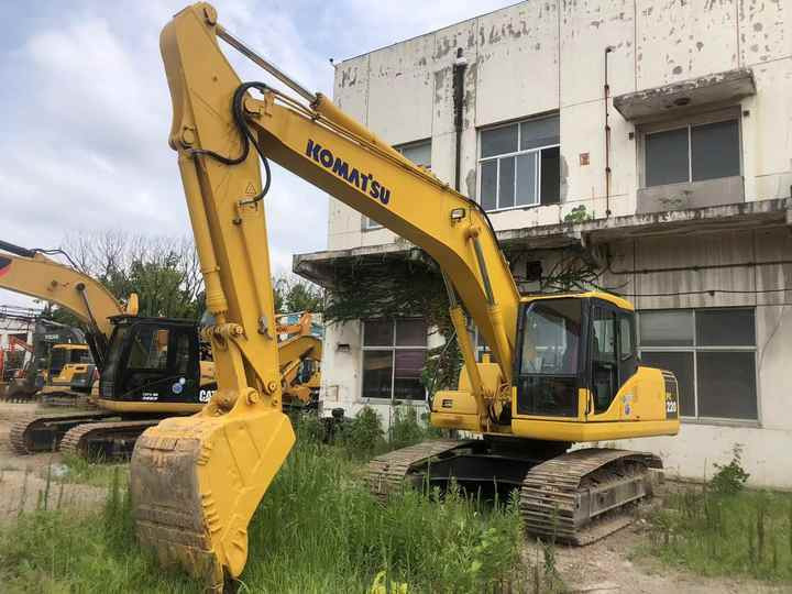 Komatsu PC220-7 Excavator - Lintekskavaator: pilt 3 Komatsu PC220-7 Excavator - Lintekskavaator: pilt 3