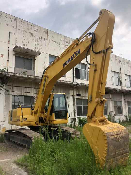 Komatsu PC220-7 - Lintekskavaator: pilt 4 Komatsu PC220-7 - Lintekskavaator: pilt 4