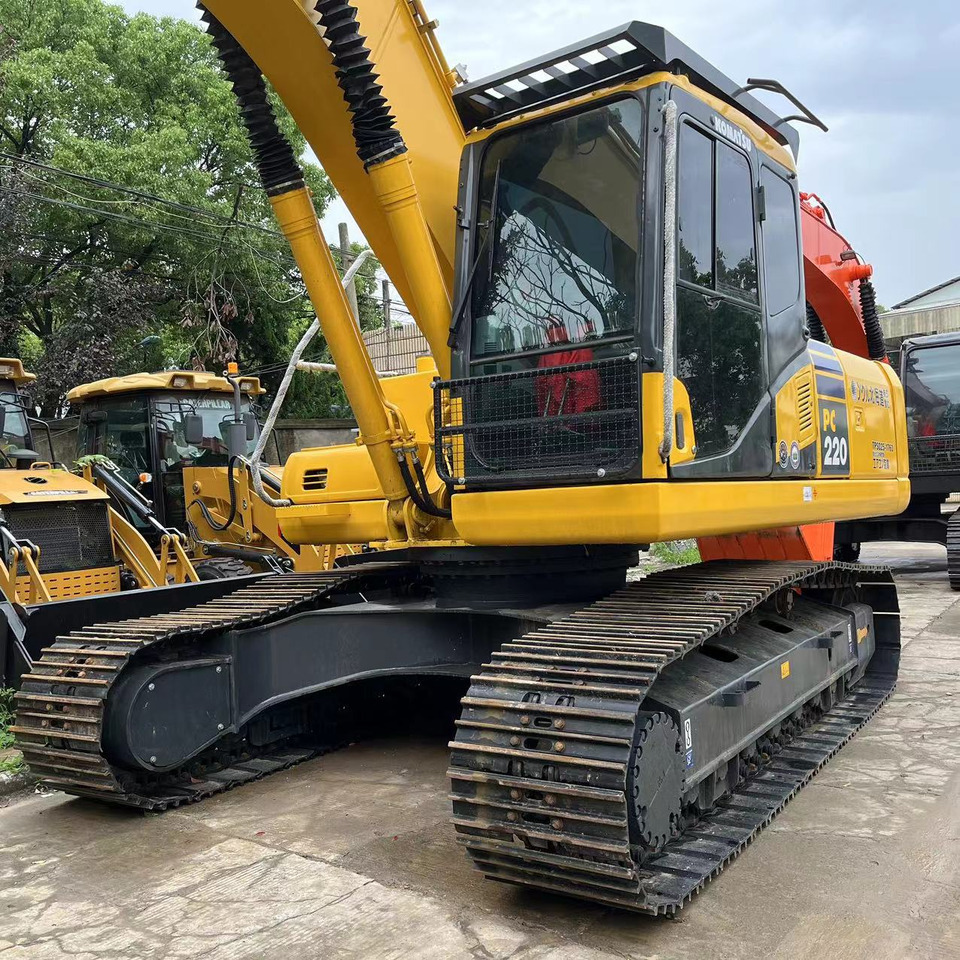 Komatsu PC220-8 Excavator - Lintekskavaator: pilt 5 Komatsu PC220-8 Excavator - Lintekskavaator: pilt 5