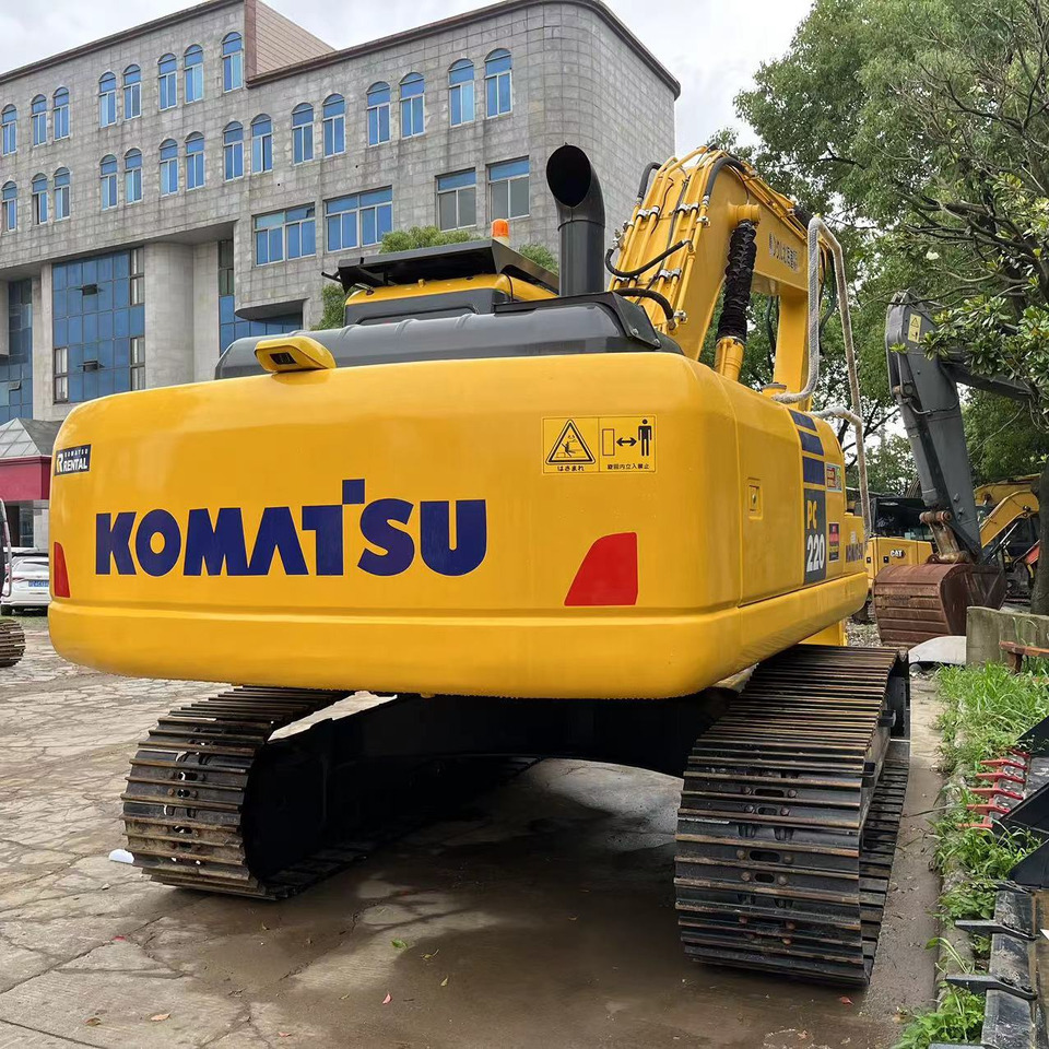 Komatsu PC220-8 Excavator - Lintekskavaator: pilt 4 Komatsu PC220-8 Excavator - Lintekskavaator: pilt 4
