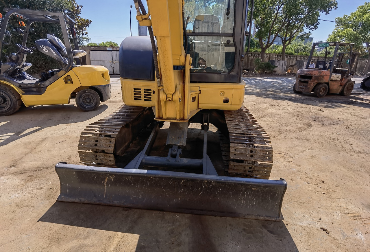 Komatsu PC55MR - Miniekskavaator: pilt 1 Komatsu PC55MR - Miniekskavaator: pilt 1