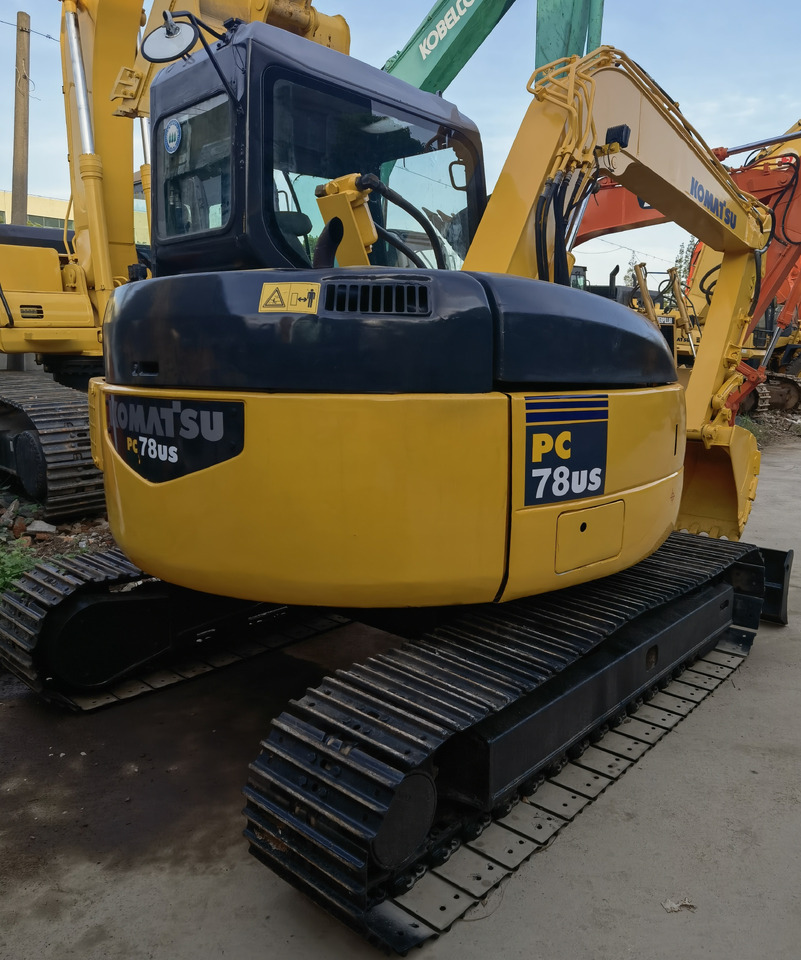 Komatsu pc78 Excavator - Lintekskavaator: pilt 1 Komatsu pc78 Excavator - Lintekskavaator: pilt 1
