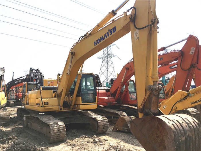 Perfect working condition and cheap price second hand Komatsu PC200-8 earth moving crawler digger for sale in shanghai - Lintekskavaator: pilt 5 Perfect working condition and cheap price second hand Komatsu PC200-8 earth moving crawler digger for sale in shanghai - Lintekskavaator: pilt 5