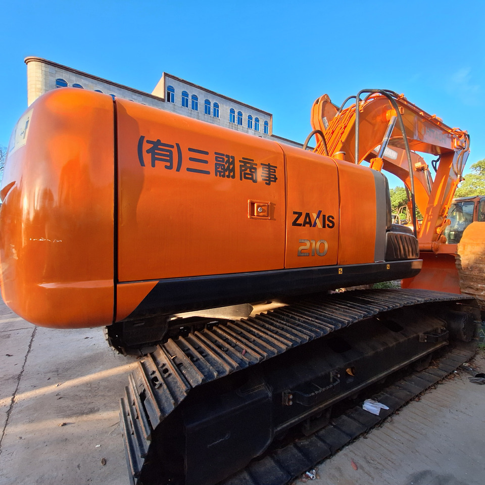 Second hand Hitachi ZX210 excavator - Ekskavaator: pilt 1 Second hand Hitachi ZX210 excavator - Ekskavaator: pilt 1