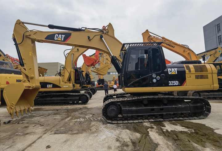 Second hand original CAT 325DL good condition hydraulic excavator used caterpillar excavator for sale - Lintekskavaator: pilt 4 Second hand original CAT 325DL good condition hydraulic excavator used caterpillar excavator for sale - Lintekskavaator: pilt 4