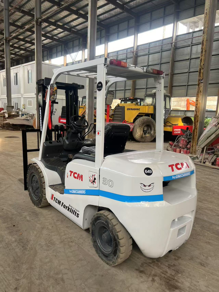 TCM FD30 Forklift - Diiseltõstuk: pilt 4 TCM FD30 Forklift - Diiseltõstuk: pilt 4