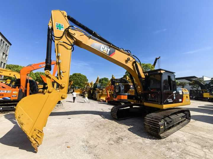 Top Grade Heavy Equipment second hand Cat 320D Excavator Japan Used CAT320D cat 336 Excavators for Sale - Lintekskavaator: pilt 2 Top Grade Heavy Equipment second hand Cat 320D Excavator Japan Used CAT320D cat 336 Excavators for Sale - Lintekskavaator: pilt 2