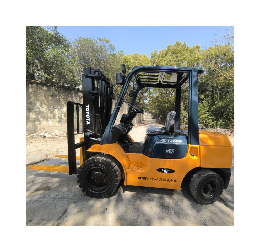 Toyota FD30 Forklift - Diiseltõstuk: pilt 1 Toyota FD30 Forklift - Diiseltõstuk: pilt 1