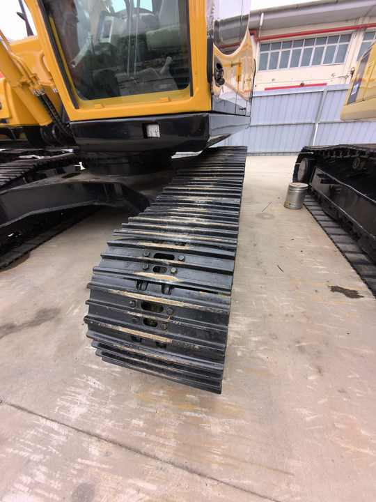 Used CAT 320D excavator in good condition at low price CAT 320D 320D2 320DL excavator for sale cat 320d2 - Lintekskavaator: pilt 4 Used CAT 320D excavator in good condition at low price CAT 320D 320D2 320DL excavator for sale cat 320d2 - Lintekskavaator: pilt 4