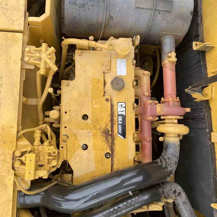 Lintekskavaator Used Cat excavator 320d Hydraulic crawler digger second hand caterpillar 320d2 for sale: pilt 6