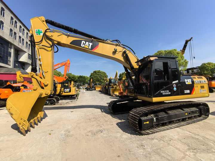 Used Caterpillar Cat 320D 320CL 320D2 Cat Excavator With Good Working Condition cheap For Sale - Lintekskavaator: pilt 3 Used Caterpillar Cat 320D 320CL 320D2 Cat Excavator With Good Working Condition cheap For Sale - Lintekskavaator: pilt 3
