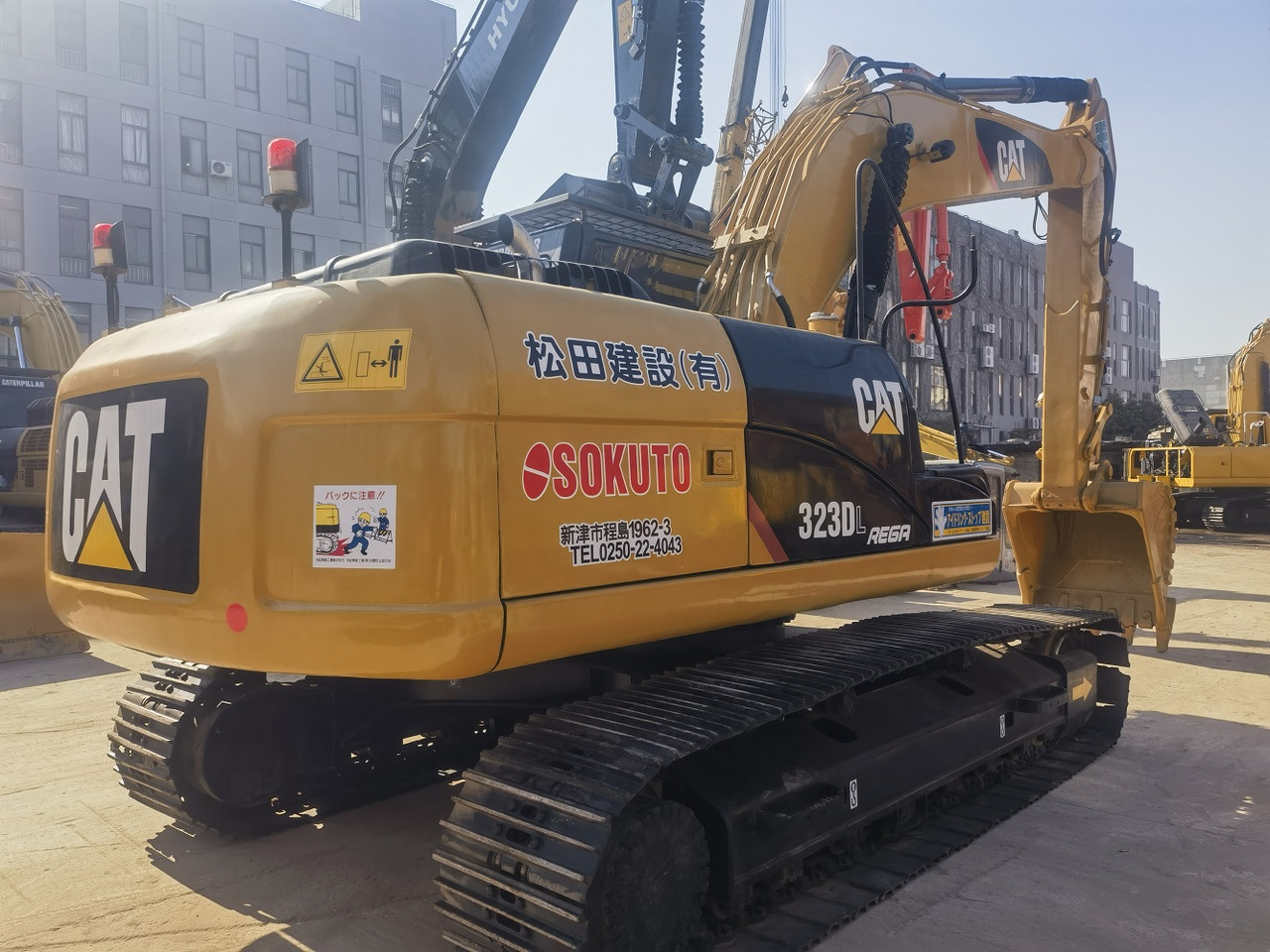 Cat 323d excavators - Ekskavaator: pilt 3 Cat 323d excavators - Ekskavaator: pilt 3