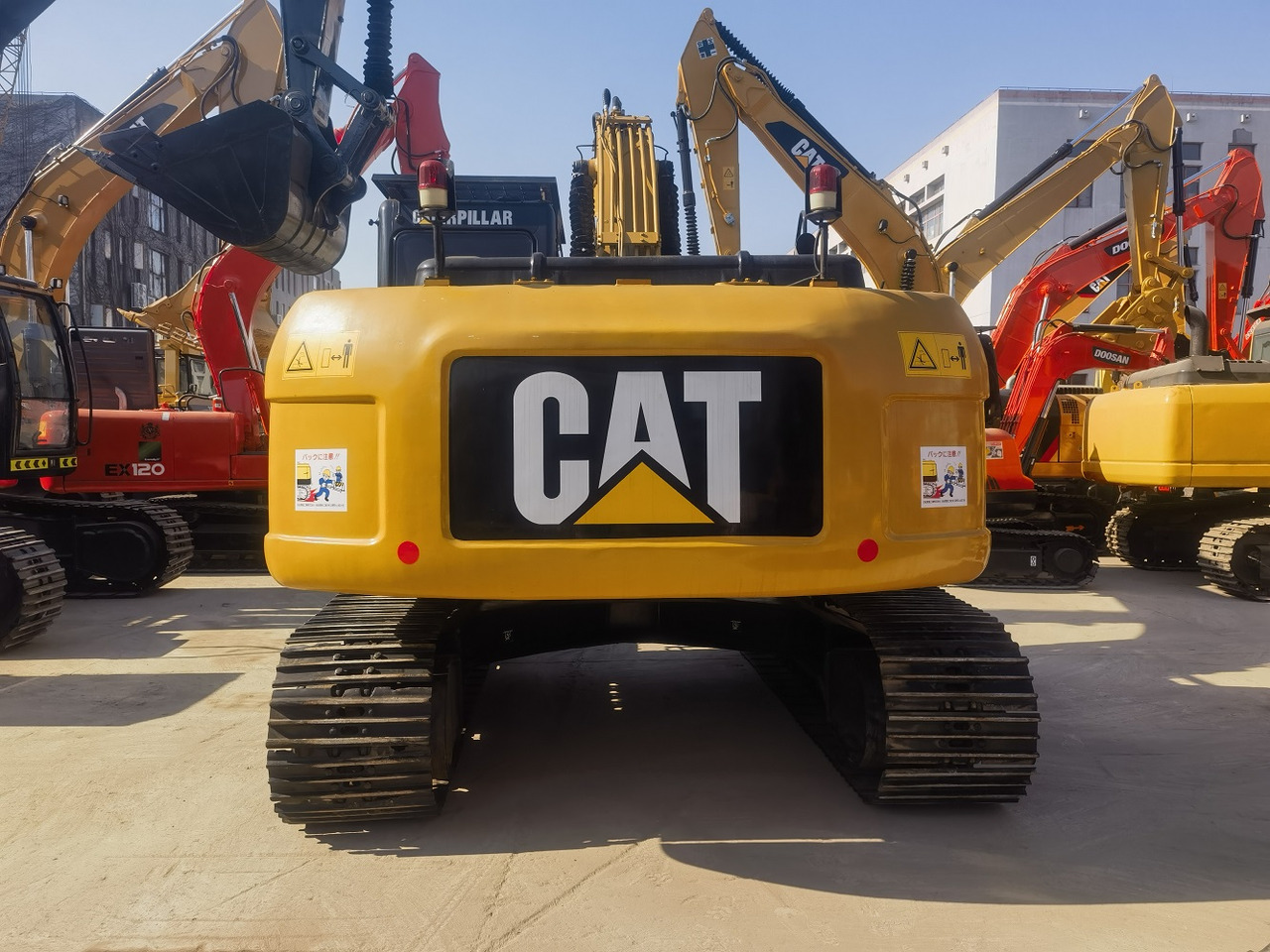 Cat 323d excavators - Ekskavaator: pilt 2 Cat 323d excavators - Ekskavaator: pilt 2