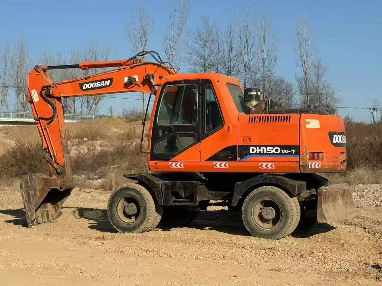 Doosan Doosan dh150w-7 wheel excavator - Ratastel ekskavaator: pilt 2 Doosan Doosan dh150w-7 wheel excavator - Ratastel ekskavaator: pilt 2