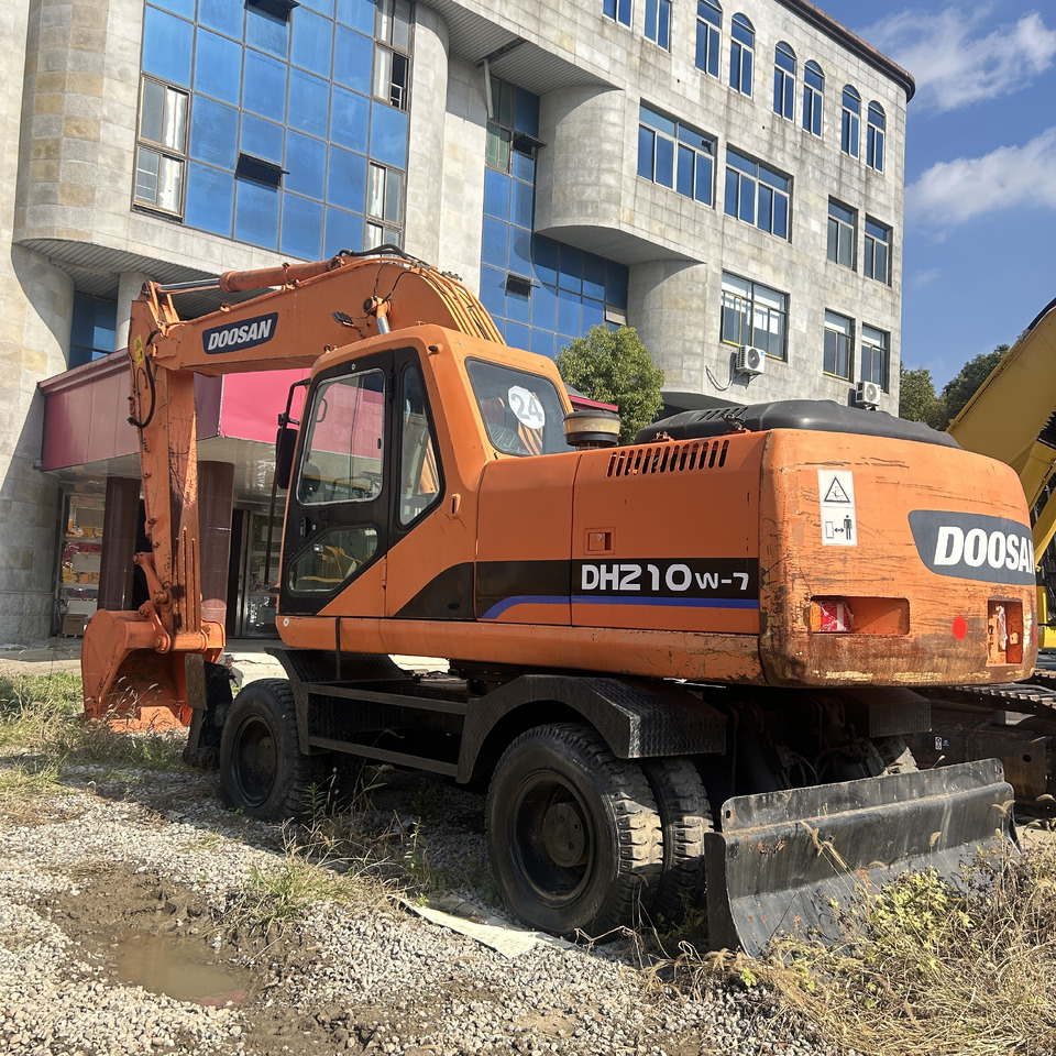 Doosan Doosan dh210w-7 wheel excavator - Ratastel ekskavaator: pilt 5 Doosan Doosan dh210w-7 wheel excavator - Ratastel ekskavaator: pilt 5