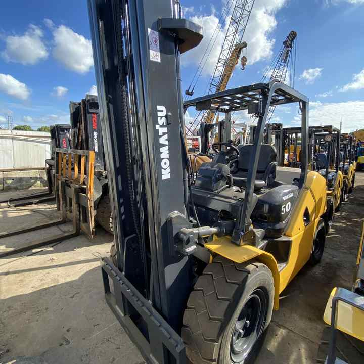 Second hand Komatsu Forklift FD50 FD30 FD25 FD70 used Komatsu Forklift cheap for sale - Diiseltõstuk: pilt 3 Second hand Komatsu Forklift FD50 FD30 FD25 FD70 used Komatsu Forklift cheap for sale - Diiseltõstuk: pilt 3