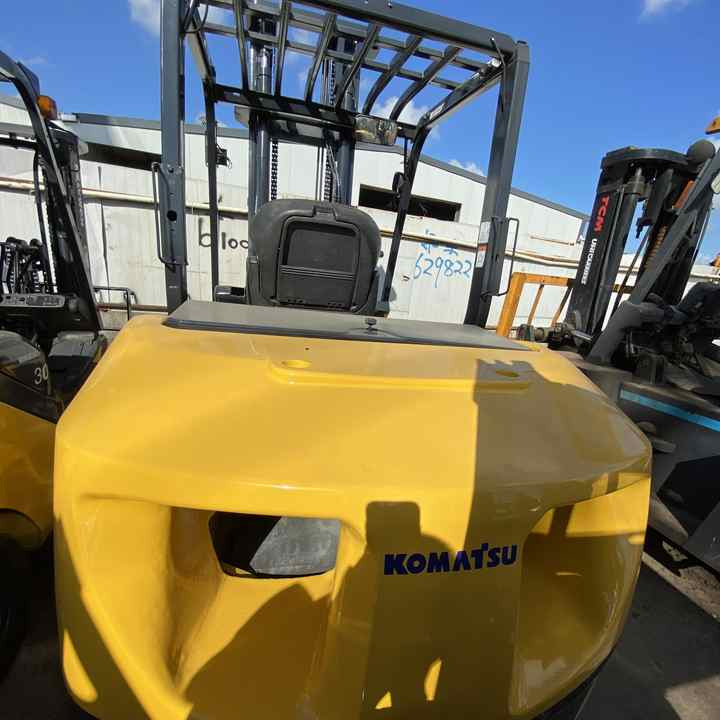 Second hand Komatsu Forklift FD50 FD30 FD25 FD70 used Komatsu Forklift cheap for sale - Diiseltõstuk: pilt 4 Second hand Komatsu Forklift FD50 FD30 FD25 FD70 used Komatsu Forklift cheap for sale - Diiseltõstuk: pilt 4