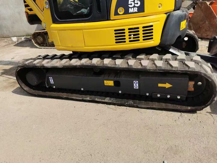 Used komatsu pc200-8 excavator Used Excavators Komatsu For Construction in stock in china - Lintekskavaator: pilt 2 Used komatsu pc200-8 excavator Used Excavators Komatsu For Construction in stock in china - Lintekskavaator: pilt 2