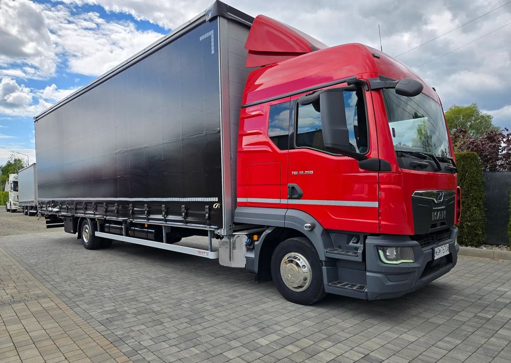 MAN TGL 12.250 - Tent veoauto: pilt 2 MAN TGL 12.250 - Tent veoauto: pilt 2