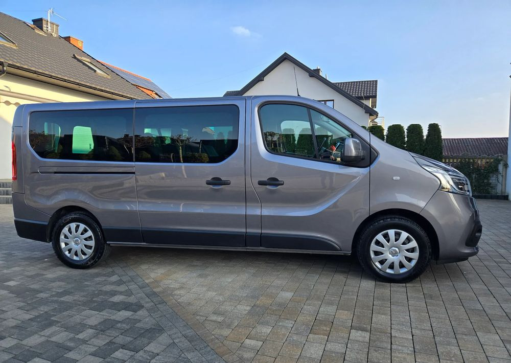 Renault Trafic Grand SpaceClass 2.0 dCi EDC - Väikebuss, Mikrobuss: pilt 5 Renault Trafic Grand SpaceClass 2.0 dCi EDC - Väikebuss, Mikrobuss: pilt 5