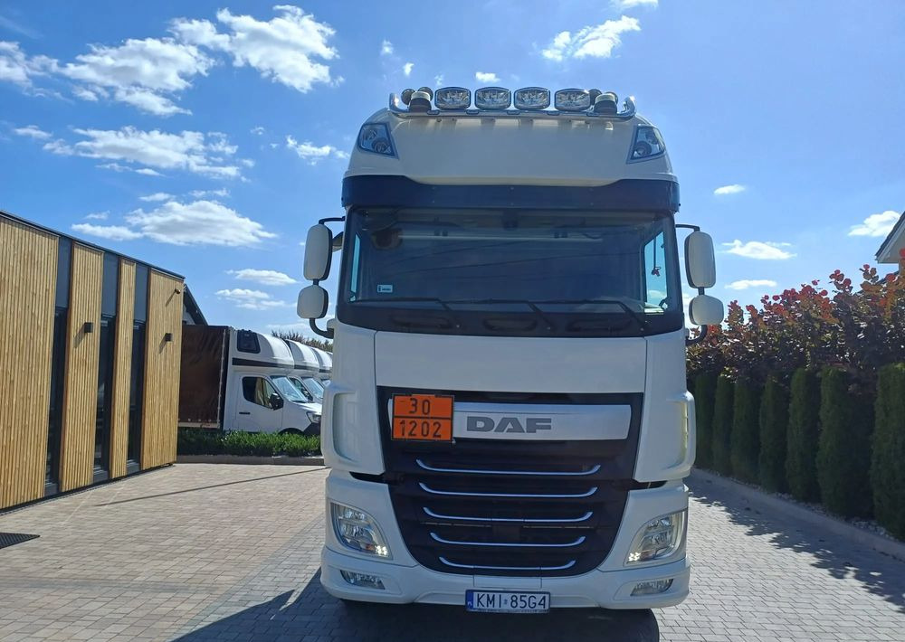 DAF XF 480 SUPER SPACE CAB z PEŁNYM ADR + HYDRAULIKA - Sadulveok: pilt 3 DAF XF 480 SUPER SPACE CAB z PEŁNYM ADR + HYDRAULIKA - Sadulveok: pilt 3
