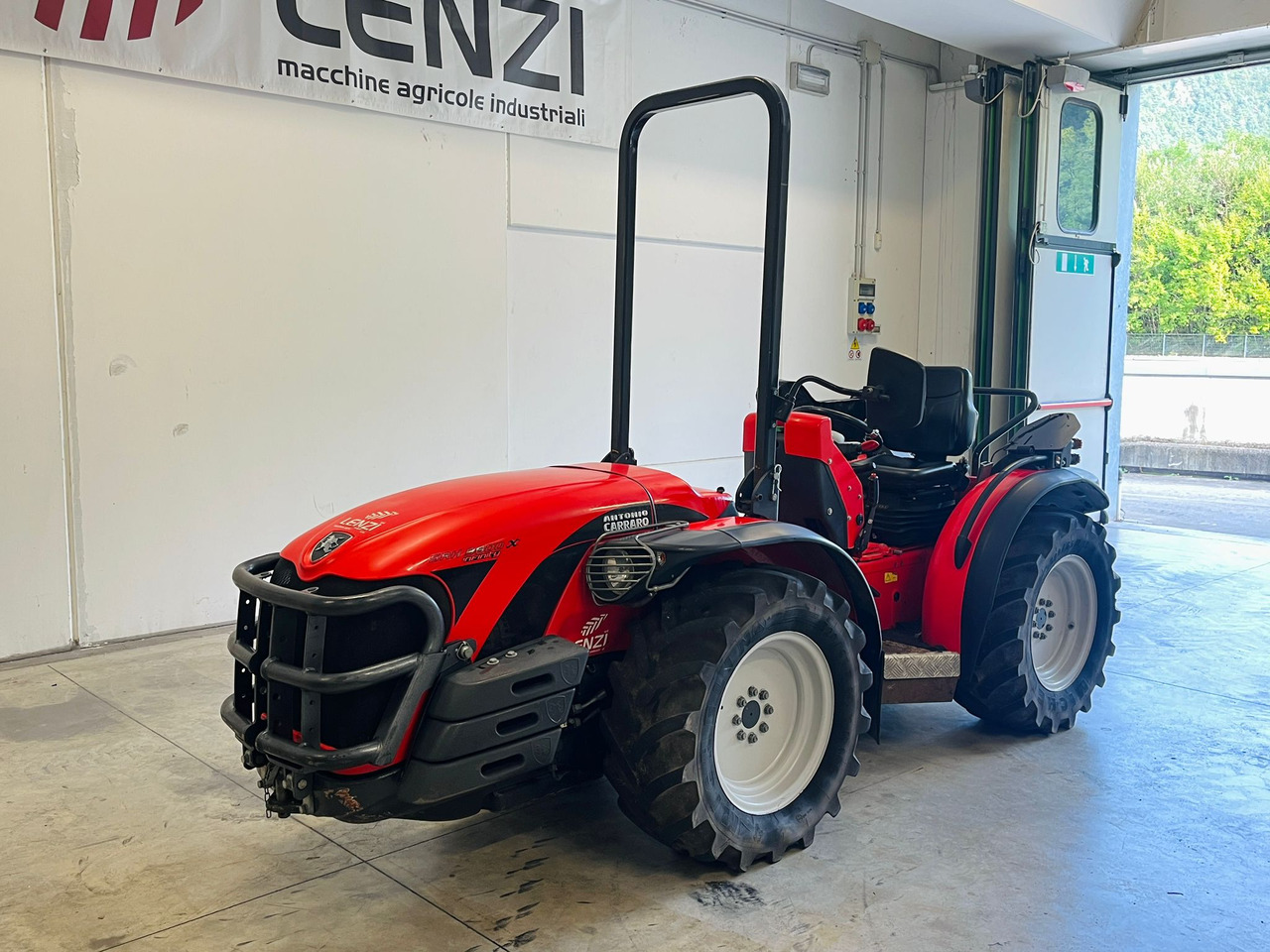 ANTONIO CARRARO SRH 9800 - Traktor: pilt 2 ANTONIO CARRARO SRH 9800 - Traktor: pilt 2