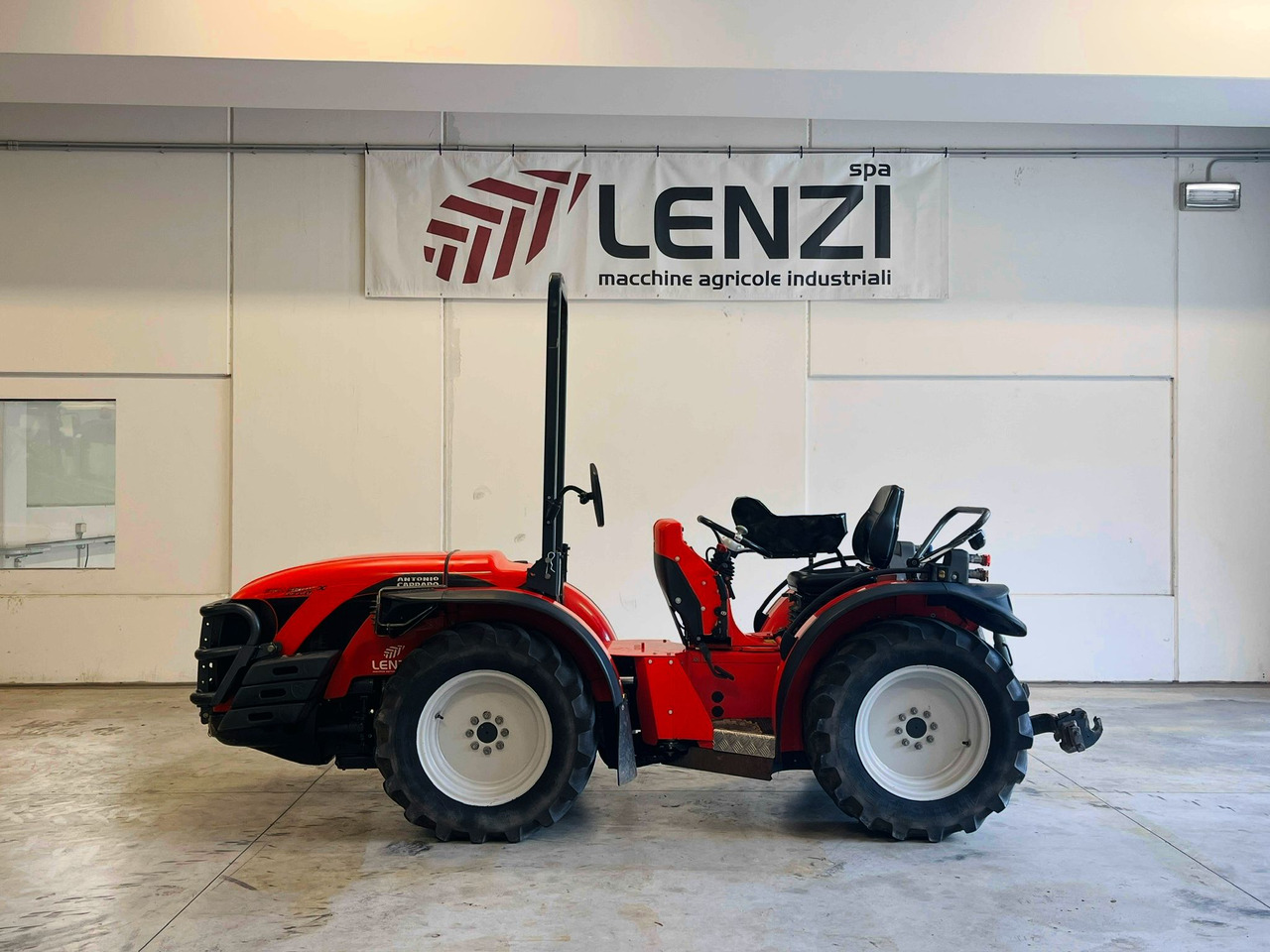 ANTONIO CARRARO SRH 9800 - Traktor: pilt 1 ANTONIO CARRARO SRH 9800 - Traktor: pilt 1