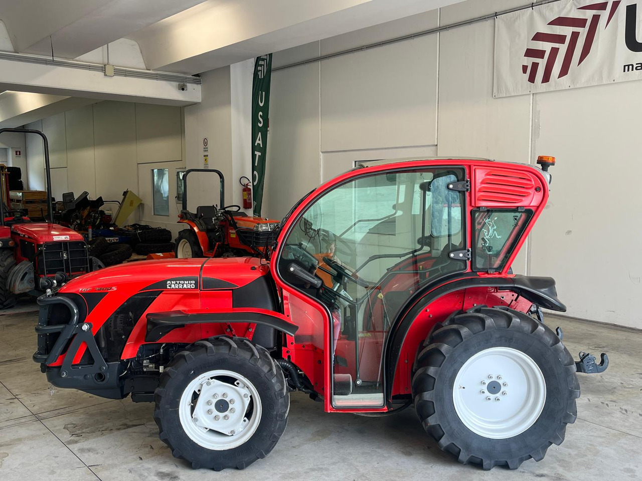 ANTONIO CARRARO TGF 7800S - Traktor: pilt 3 ANTONIO CARRARO TGF 7800S - Traktor: pilt 3