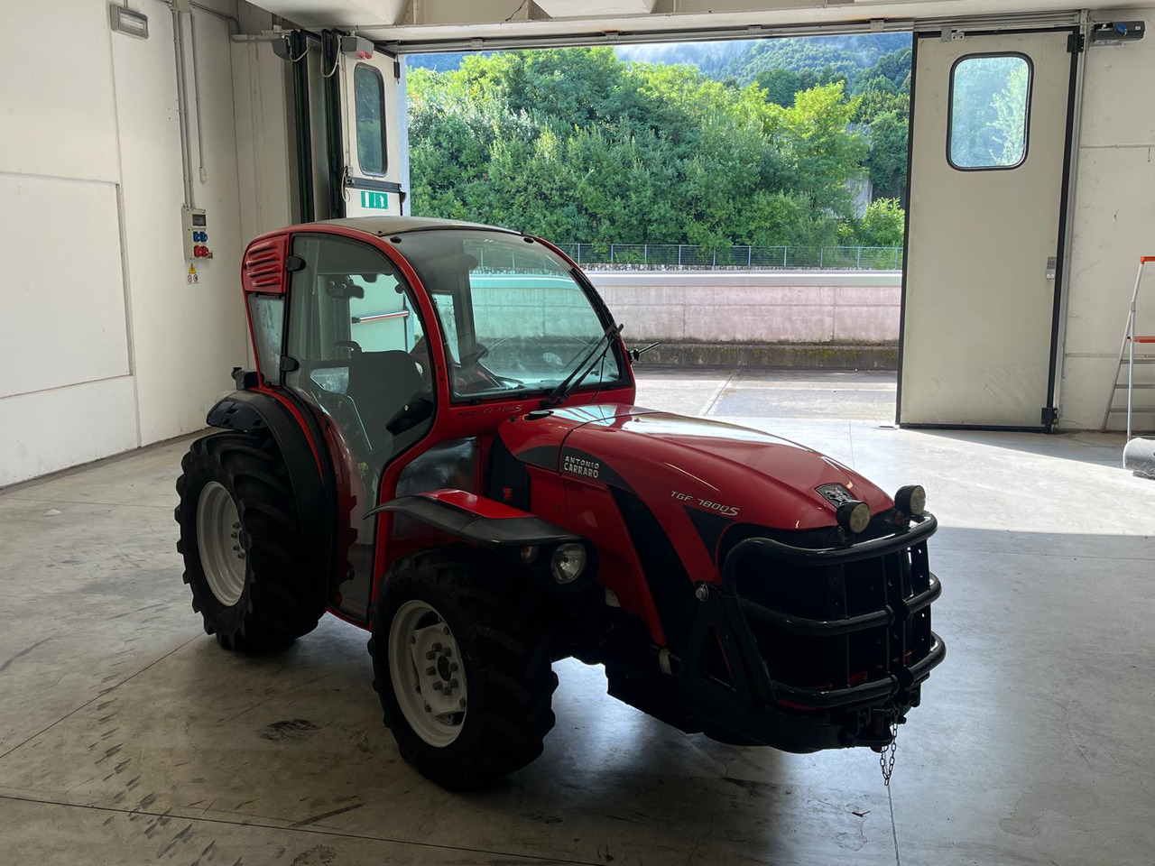 ANTONIO CARRARO TGF 7800S - Traktor: pilt 4 ANTONIO CARRARO TGF 7800S - Traktor: pilt 4