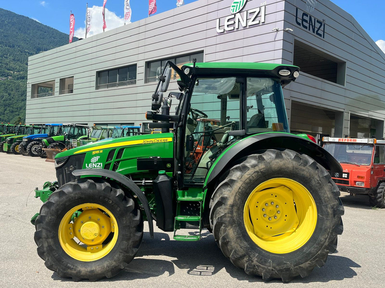 Traktor JOHN DEERE 5115R: pilt 12