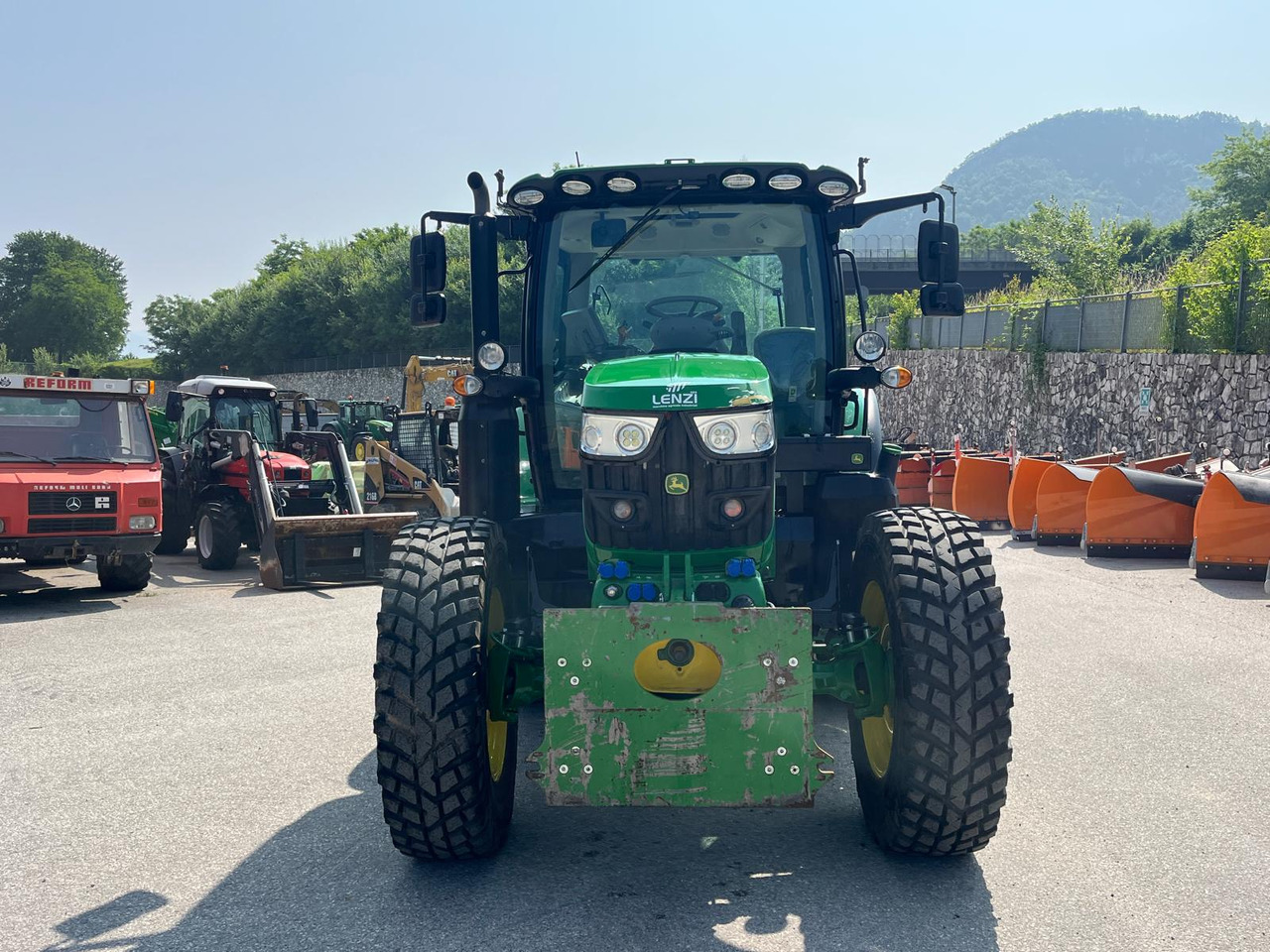 JOHN DEERE 6130R - Traktor: pilt 3 JOHN DEERE 6130R - Traktor: pilt 3